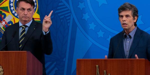 Bolsonaro y Teich, en el día de la presentación del ahora exministro de Salud de Brasil Fuente: AFP - Crédito: Marcello CASAL JR